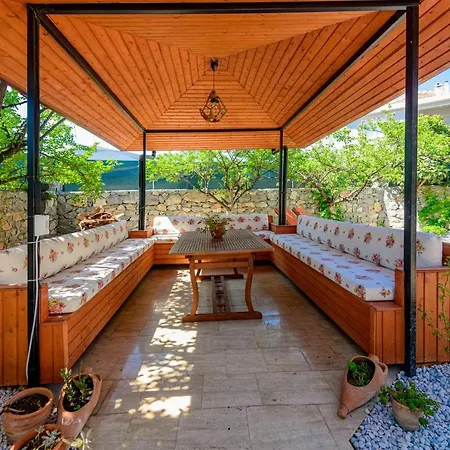 Nergis Tatil Evi